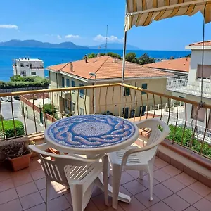 Apartment Il Balcone Sull'elba, Piombino