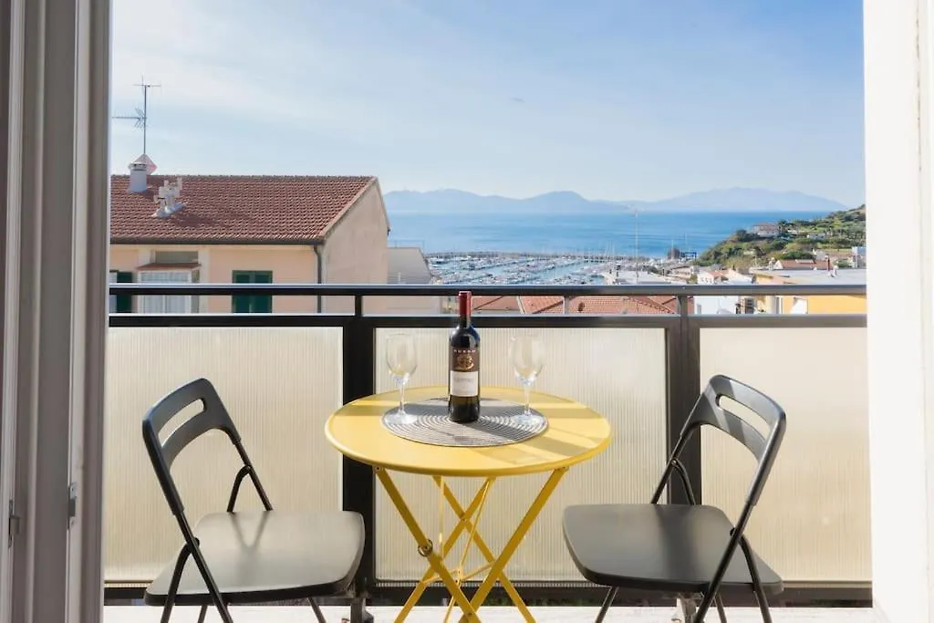 Dolce Vita Marina -Sea View Apartment Piombino Italy